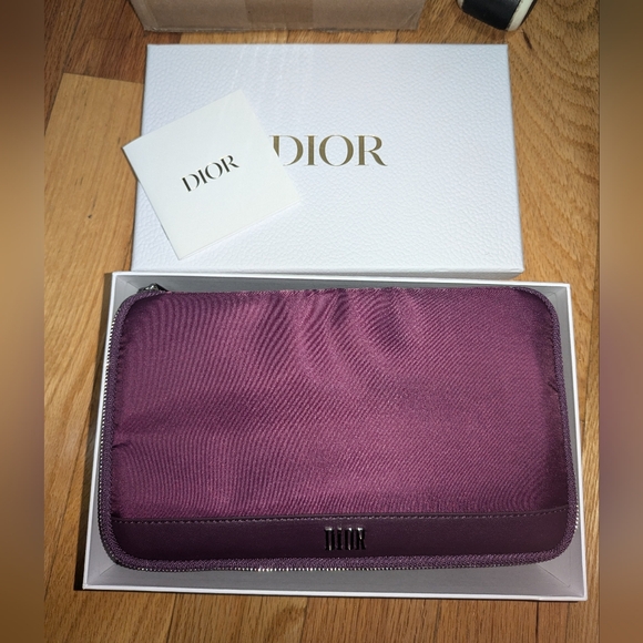 NEW IN BOX DIOR BACKSTAGE LIMITED EDITION BRUSH SET & COSMETIC CASE - Picture 3 of 7